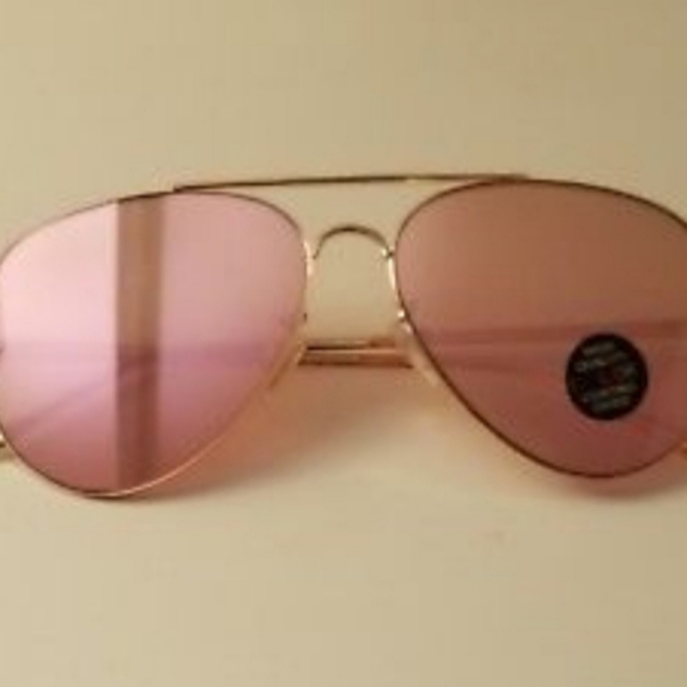 Rose Gold Aviator Sunglasses